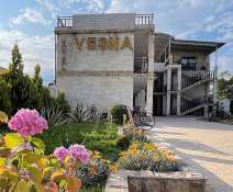 Отель Весна